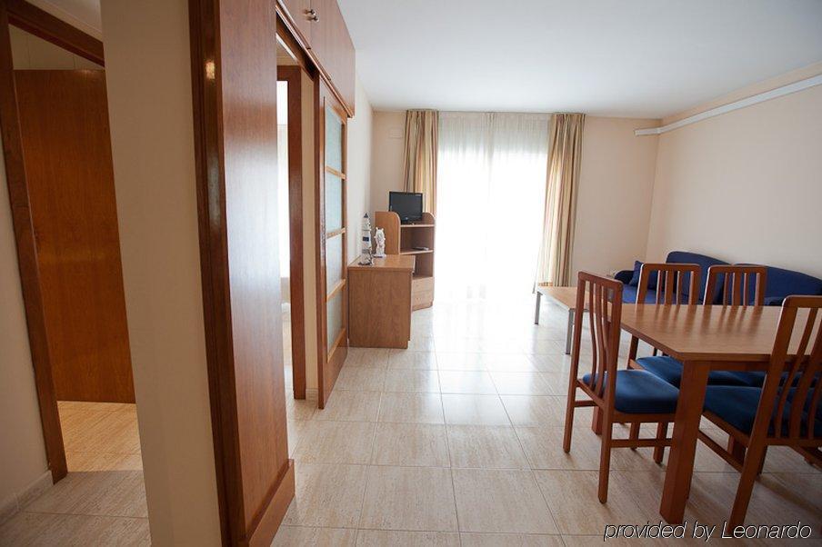 Apartaments Costamar 카라펠 객실 사진
