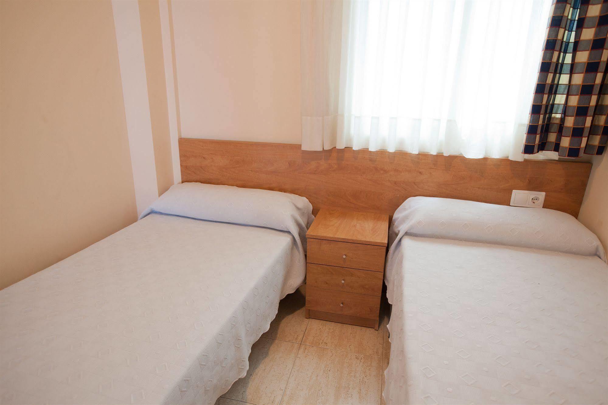 Apartaments Costamar 카라펠 객실 사진